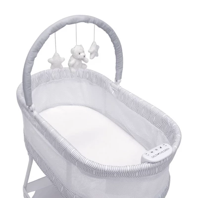 Delta Children Curve Bassinet - White And Gray 2 Delta Children Curve Bassinet - White And Gray - Image 2