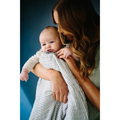 Little Unicorn Cotton Muslin Swaddle Blanket - 3pk 5 Little Unicorn Cotton Muslin Swaddle Blanket - 3pk - Image 5