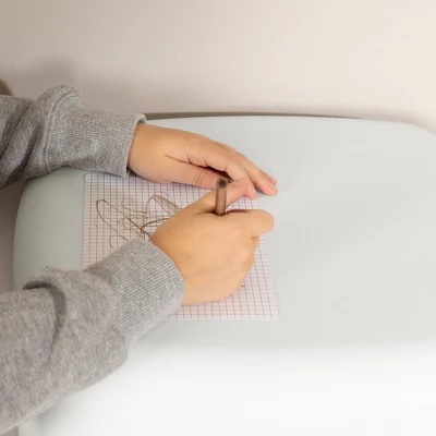 Sweedi Lighted Kids' Stool White - South Shore 7 Sweedi Lighted Kids' Stool White - South Shore - Image 7