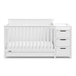 Graco Hadley 5-in-1 Convertible Crib And Changer With Drawer