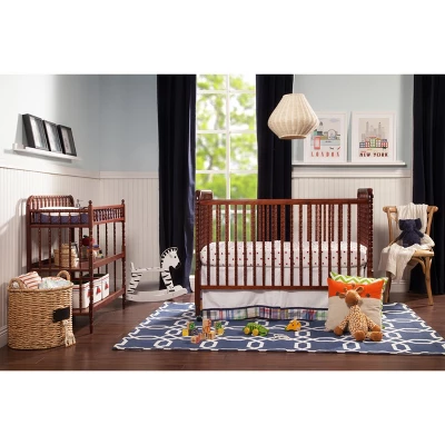 DaVinci Jenny Lind 3-in-1 Convertible Crib 5 DaVinci Jenny Lind 3-in-1 Convertible Crib - Image 5