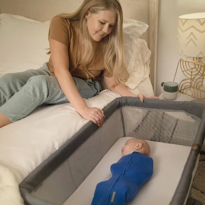 SwaddleMe Beginnings Bassinet Select - Compact Fold Multi-Position Baby Bassinet With Air Flow Mattress - Gray Tweed 6 SwaddleMe Beginnings Bassinet Select - Compact Fold Multi-Position Baby Bassinet With Air Flow Mattress - Gray Tweed - Image 6