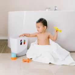 Ubbi® Ubbi Bath Gift Set - Classic 7 Ubbi® Ubbi Bath Gift Set - Classic -Baby Products Store GUEST f1ad1ea4 d71b 437d adcc 680e851e58e9